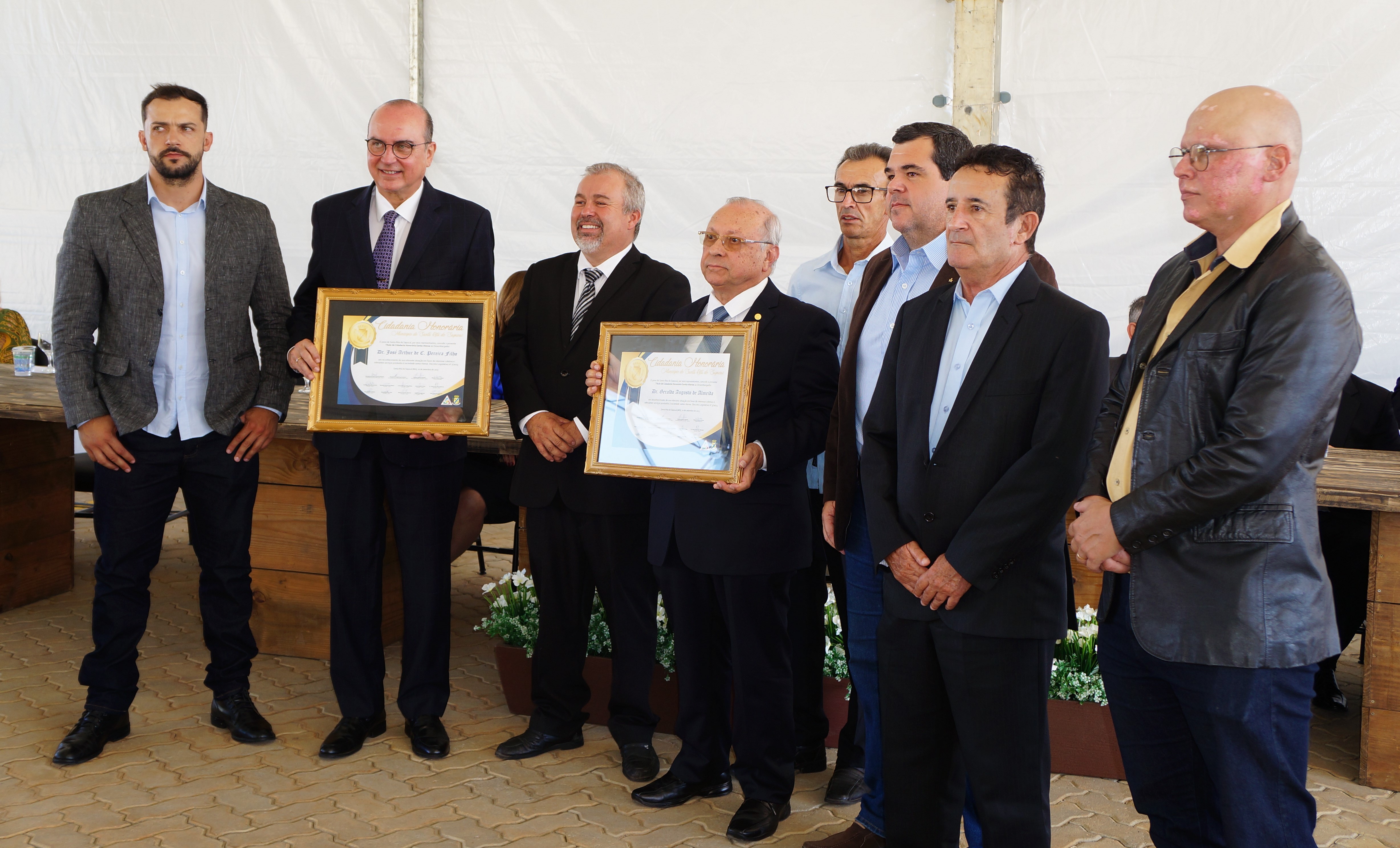 Câmara prestigia inauguração do novo Fórum e homenageia desembargadores