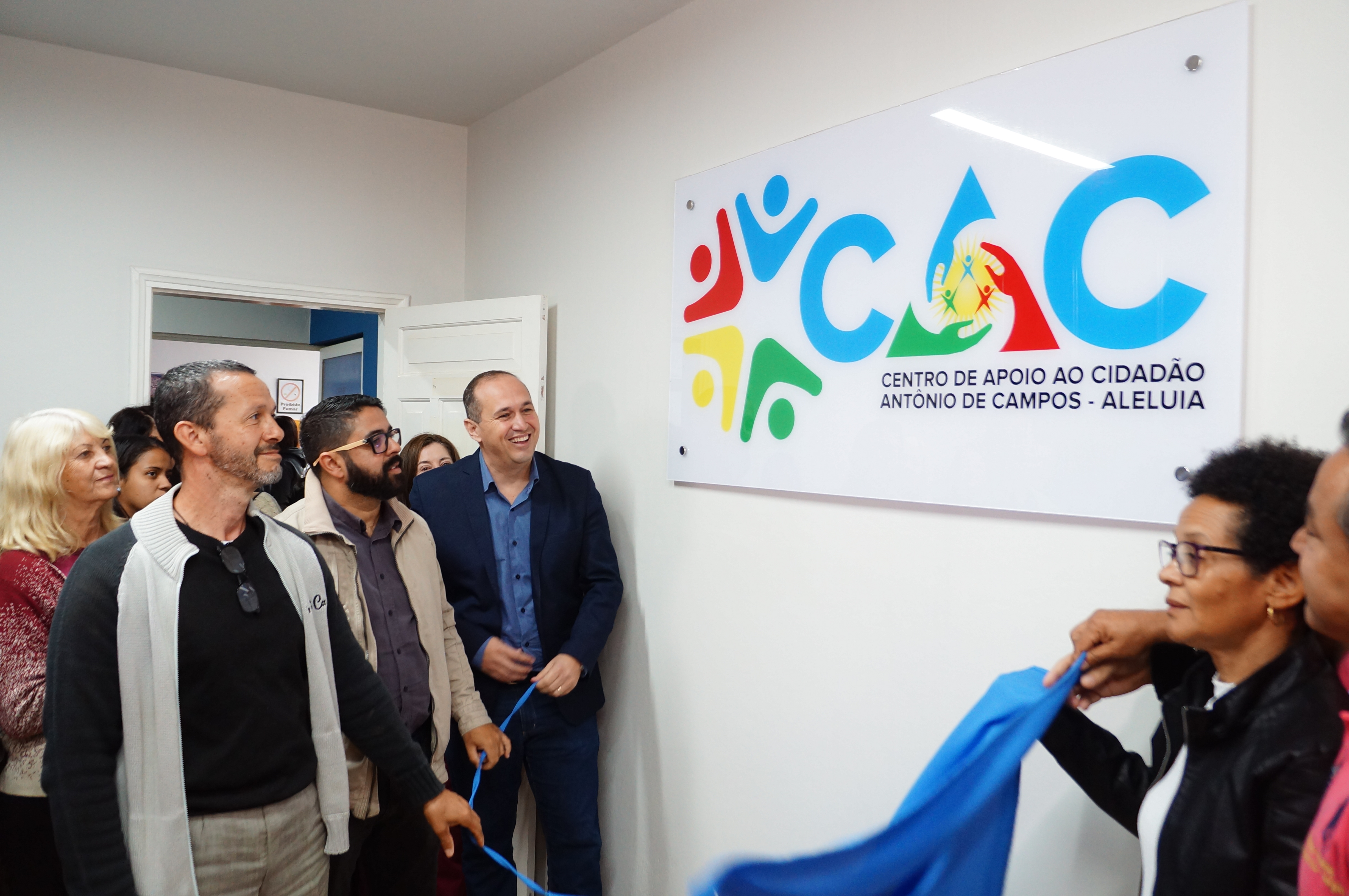 CAC da Câmara é inaugurado com festa, homenagem e mais de 50 serviços disponíveis