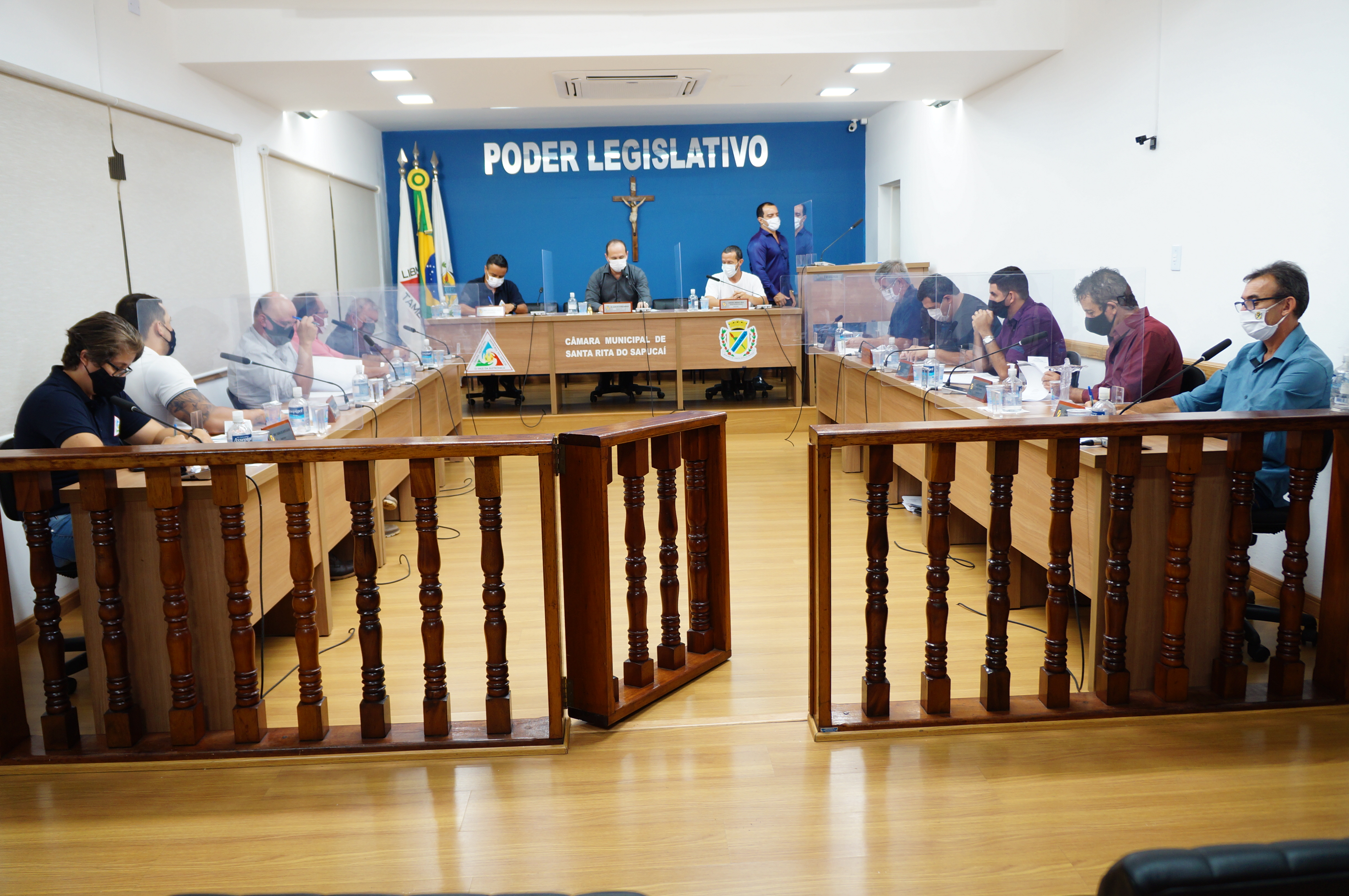 Câmara Municipal inicia trabalhos legislativos com reunião extraordinária