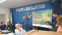 Legislativo debate Plano Diretor e homenageia educadoras