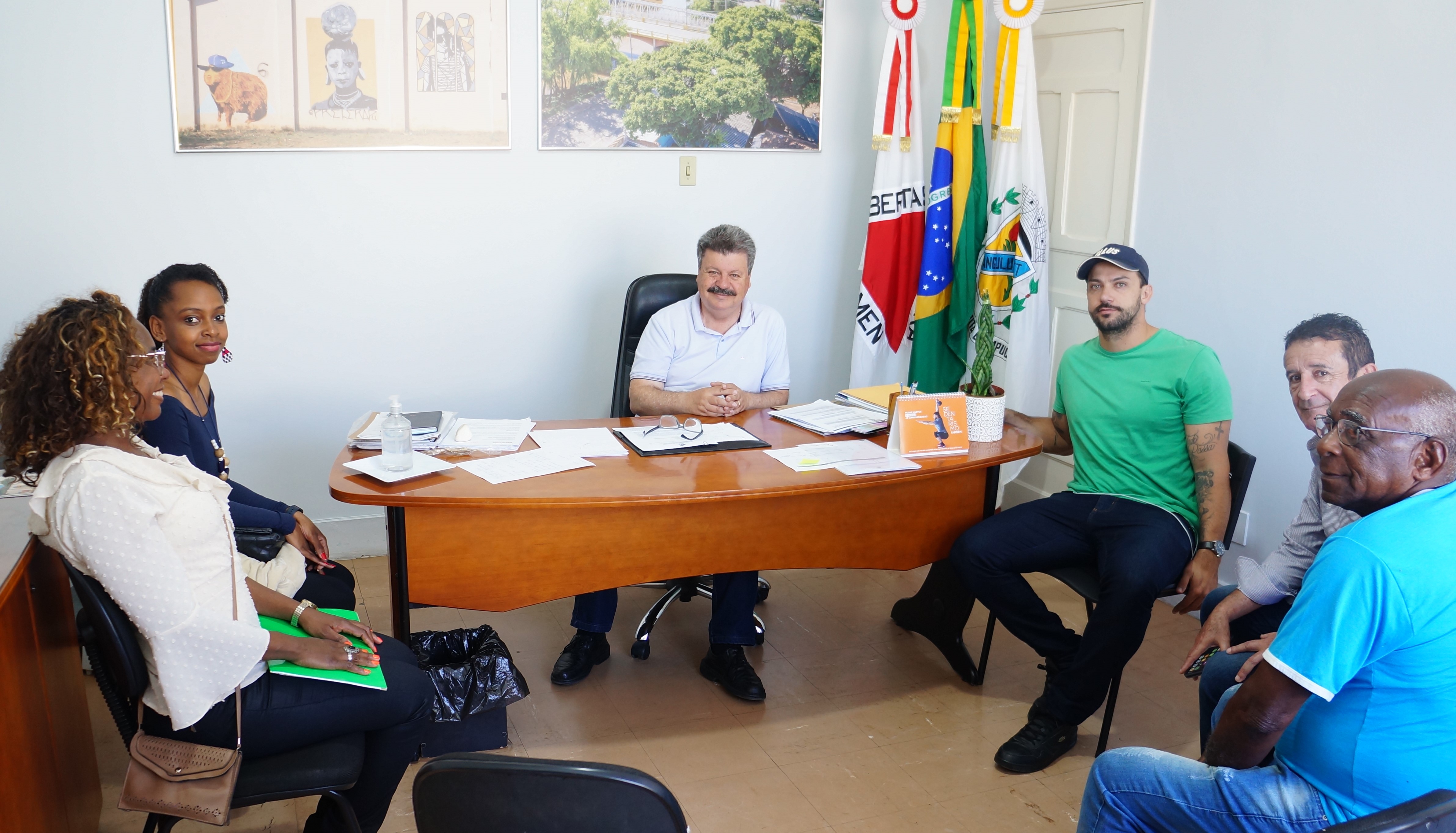 Vereadores e associação buscam apoio a evento da Consciência Negra